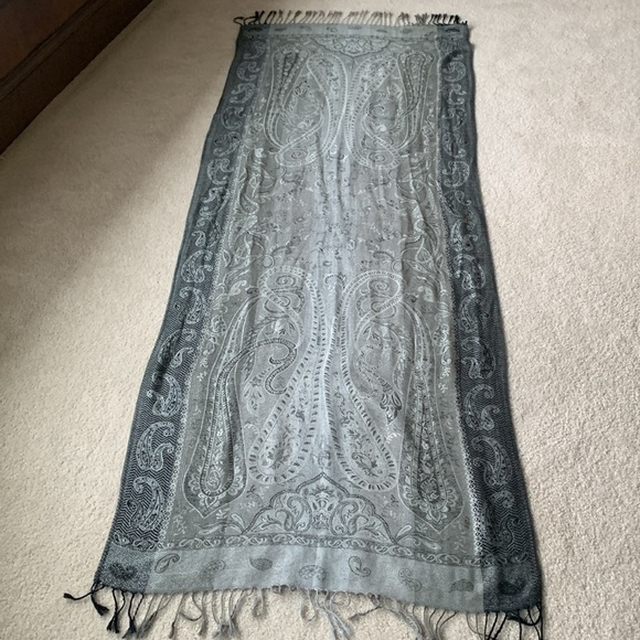 SOLD - Not For Sale
Beautiful Turkish wrap - Picture 6 of 8